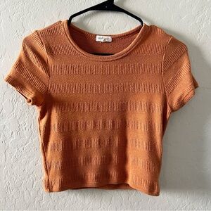 Heart & Hips Rust Crop Short Sleeve Tee